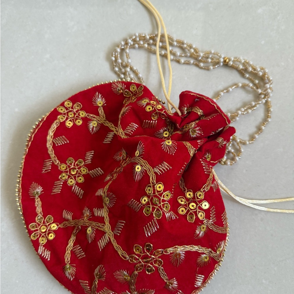 NWT Pakistani Indian Red Embroidered women’s potli Pouch #857